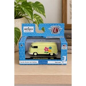 M2 Machines 1960 VW Delivery Van USA Model VW06 Yellow Flower 1:64 Diecast 18-73